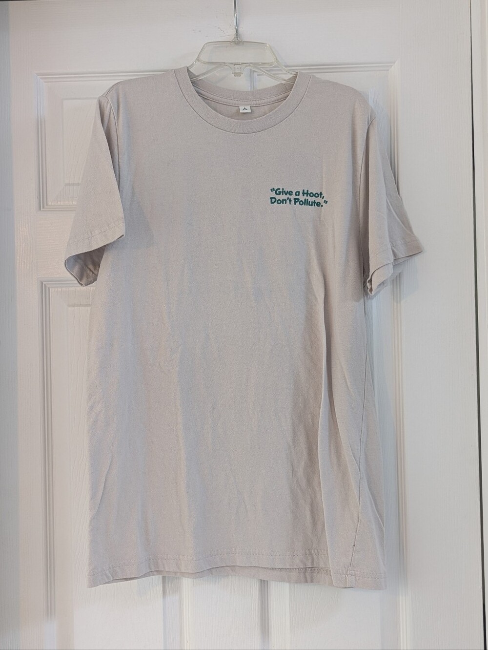 Give a Hoot Don't Pollute Graphic Tee - Light Gray